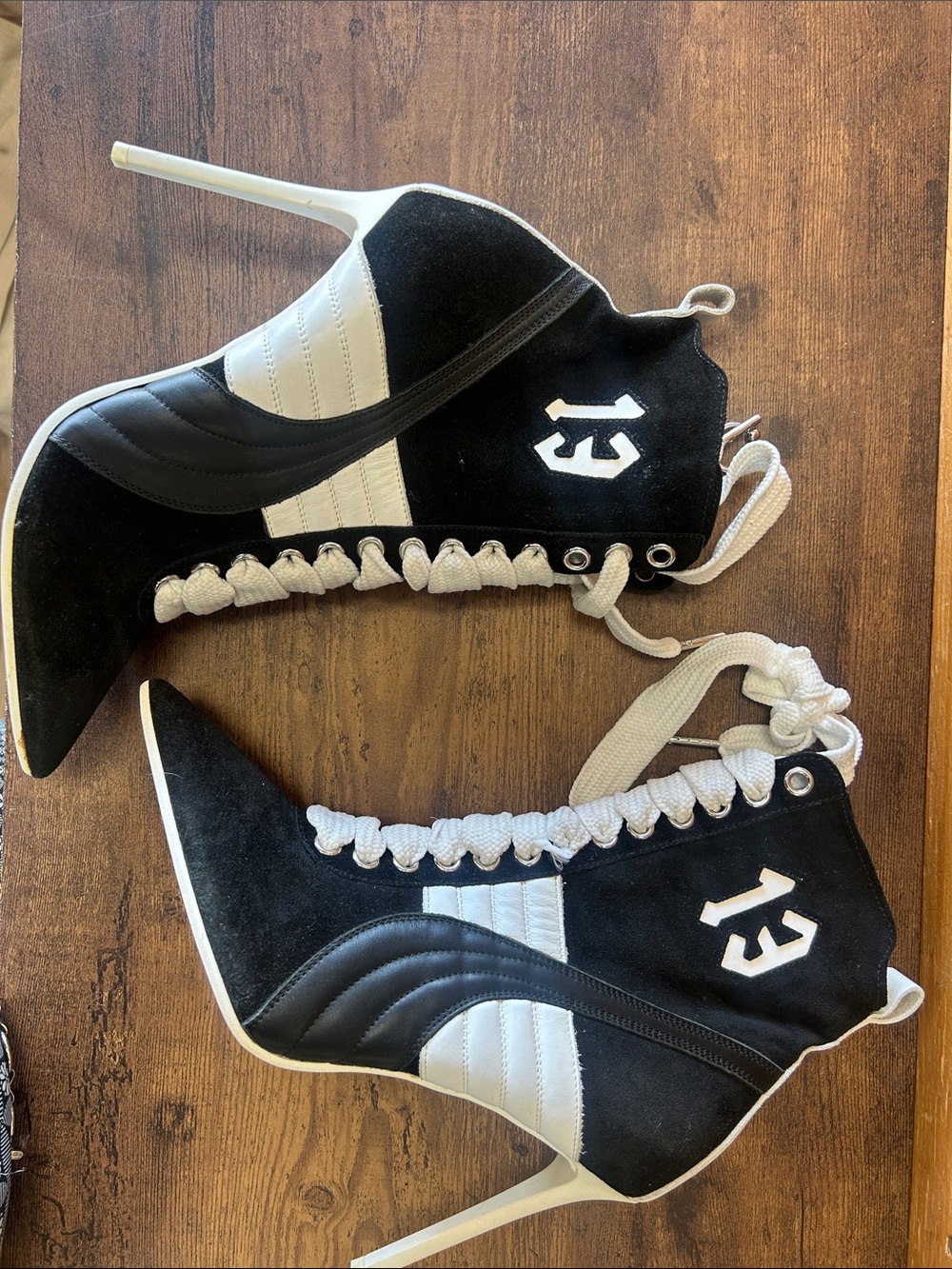 Puma x Fenty by Rhianna RARE racing boots size 8.5